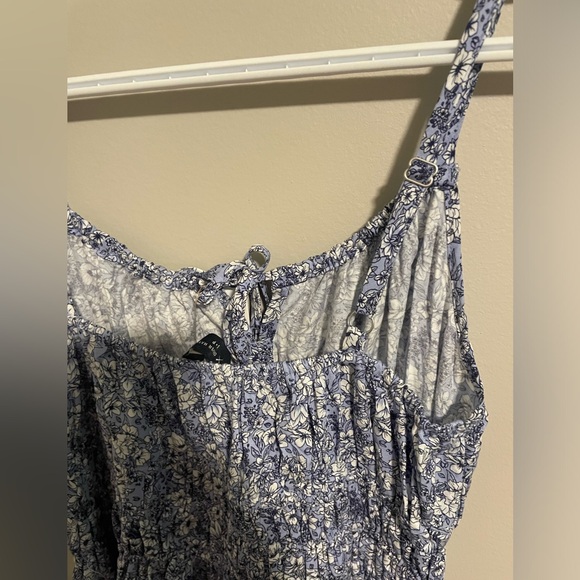 Denver Hayes Floral Dress - Picture 3 of 4